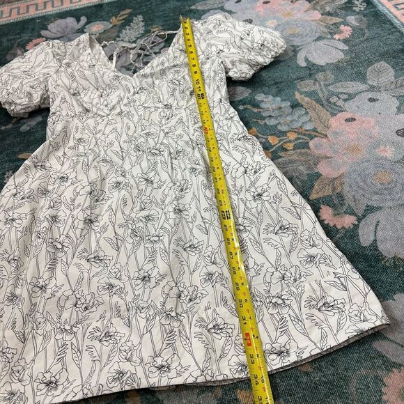 Club Monaco Mini Dress Size 6 White Black Line Floral Print Double V Puff Sleeve - Picture 13 of 16